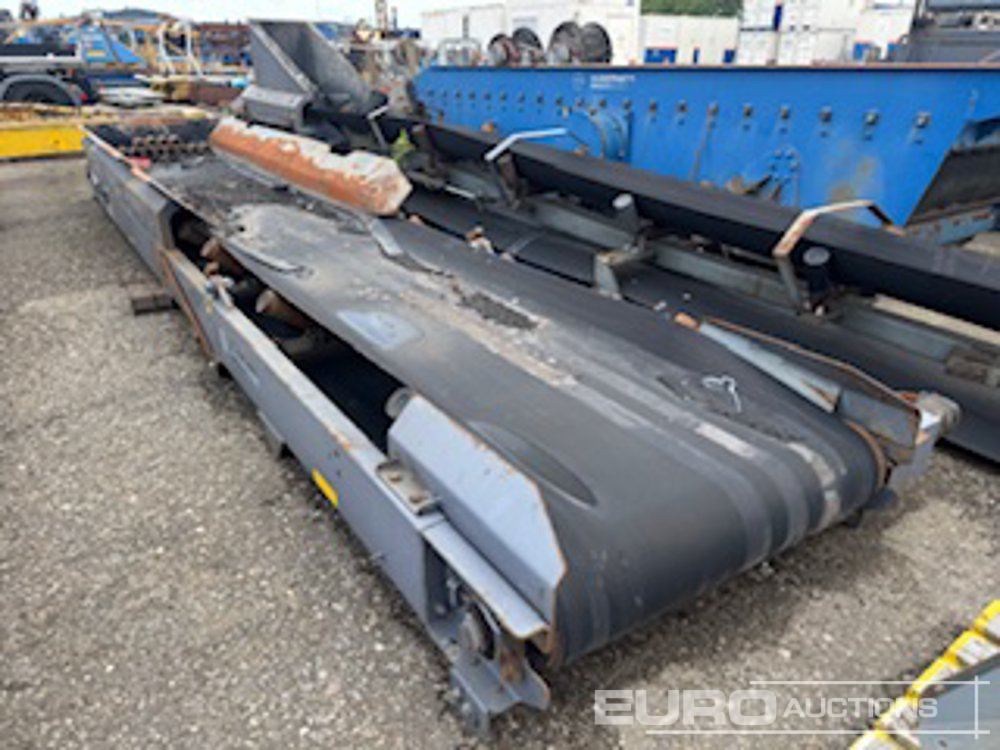 Conveyor to suit Kleemann Screener - Screener: picture 1 Conveyor to suit Kleemann Screener - Screener: picture 1