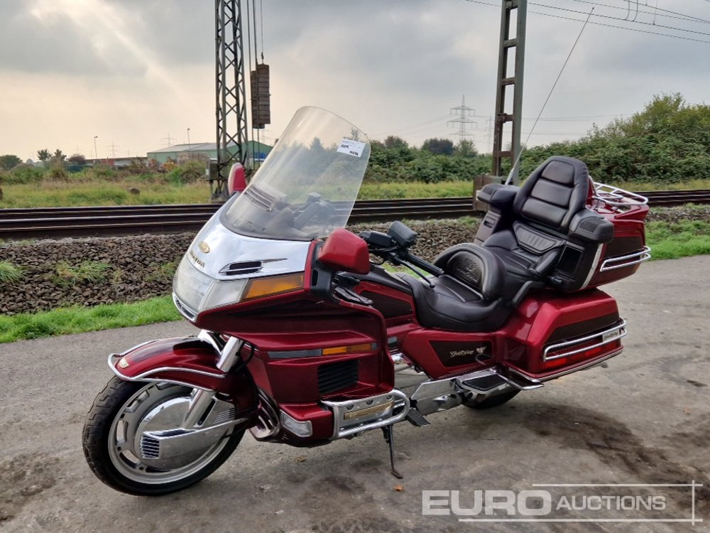 Honda GOLDWING - Motorcycle: picture 1 Honda GOLDWING - Motorcycle: picture 1