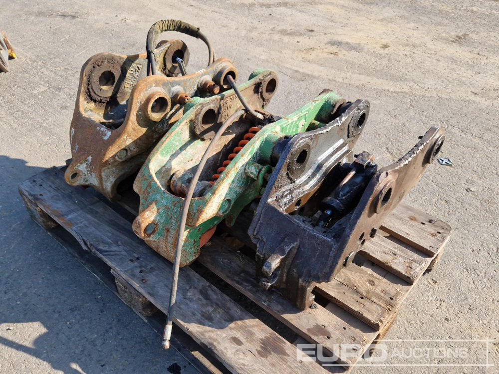 Hydraulic QH to suit 3-5 Ton Excavator (3 of) - Quick coupler: picture 1 Hydraulic QH to suit 3-5 Ton Excavator (3 of) - Quick coupler: picture 1