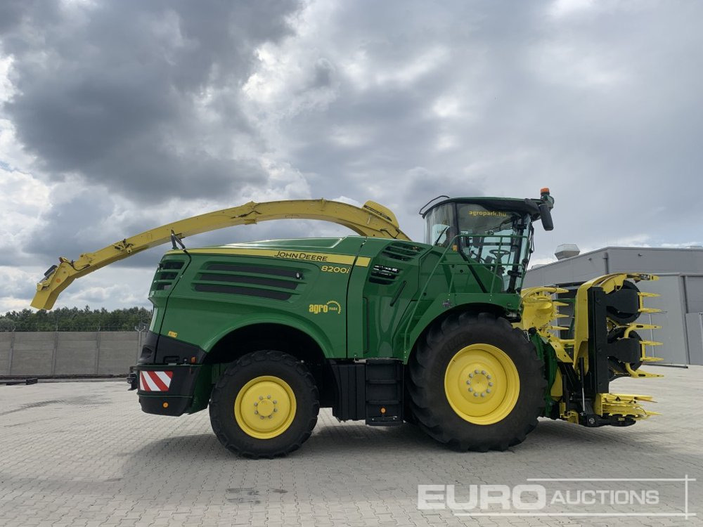 John Deere 8200 - Combine harvester: picture 3 John Deere 8200 - Combine harvester: picture 3