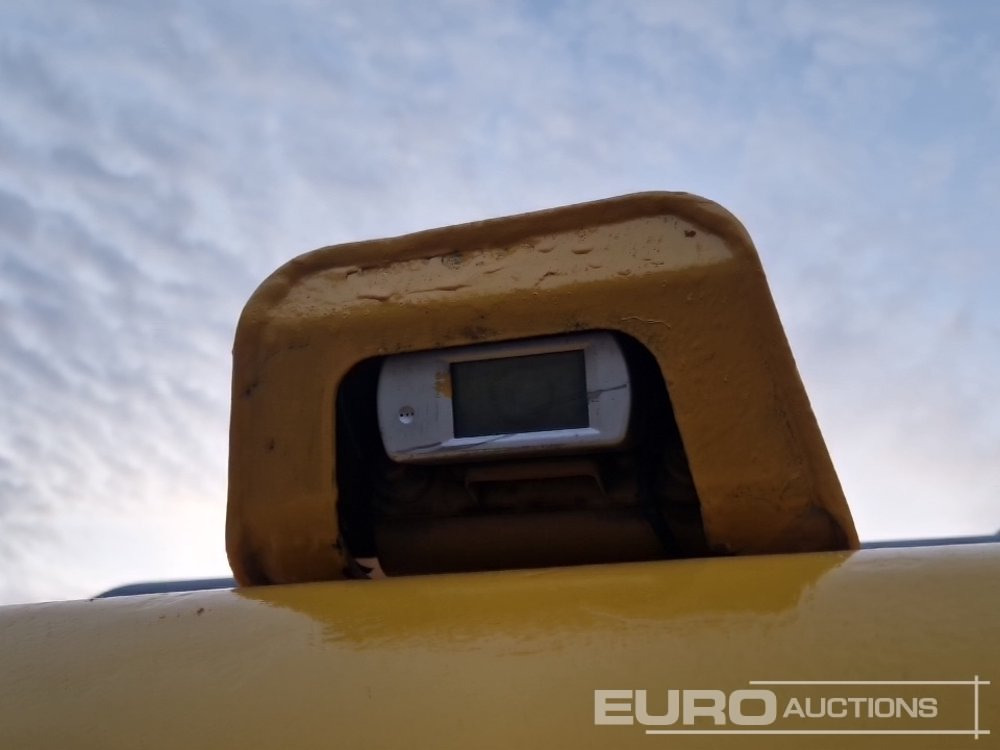 Crawler excavator Komatsu PC290NLC-8: picture 37