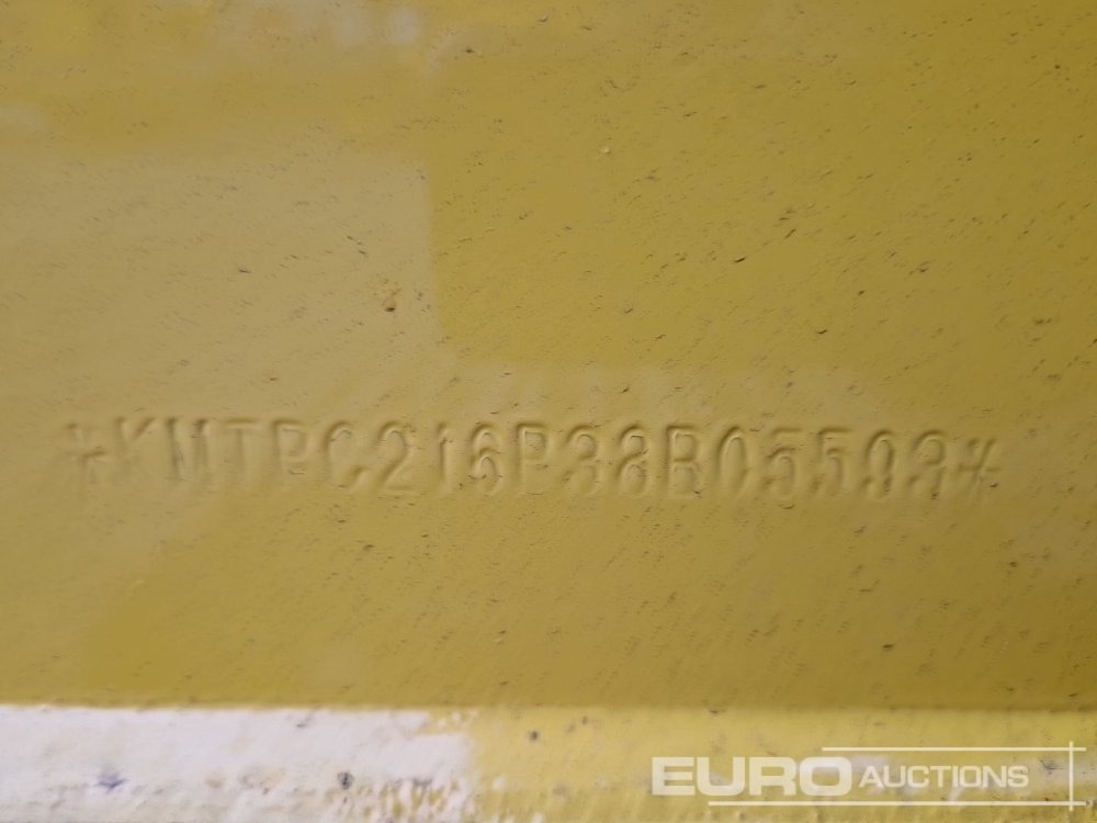 Mini excavator Komatsu PC56-7: picture 35