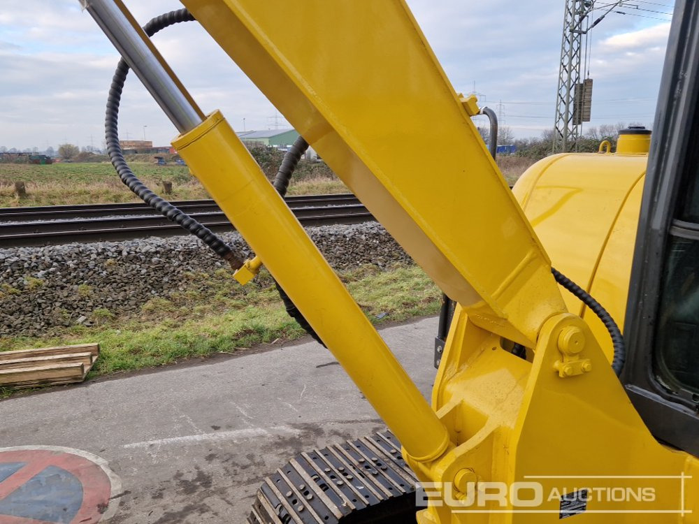 Mini excavator Komatsu PC56-7: picture 25