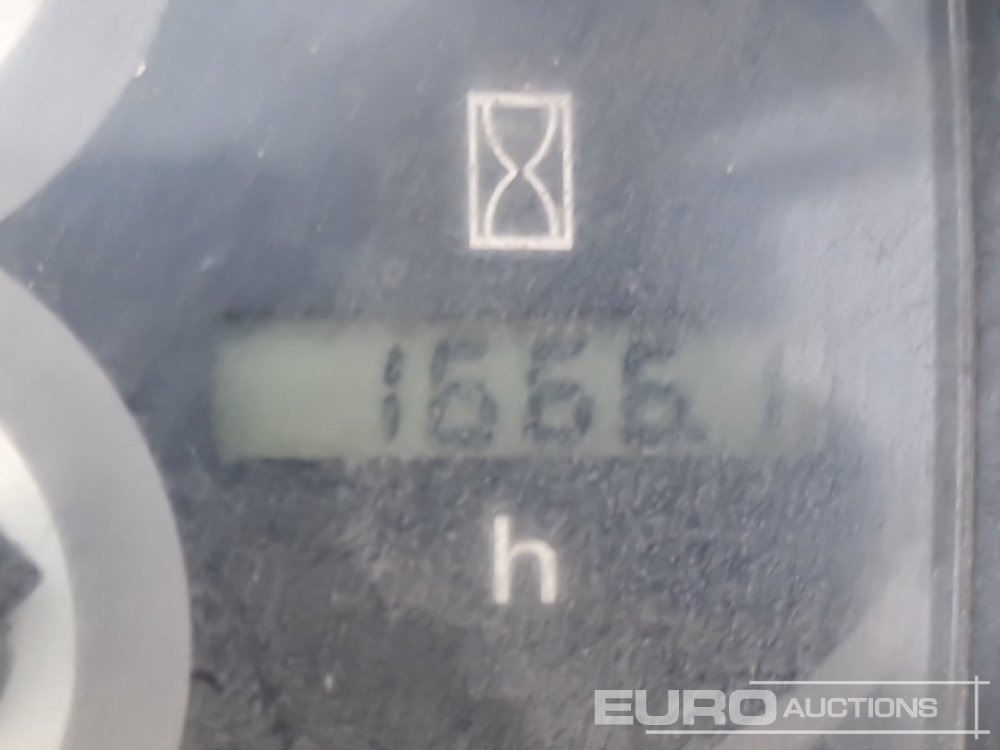 Mini excavator Komatsu PC56-7: picture 33