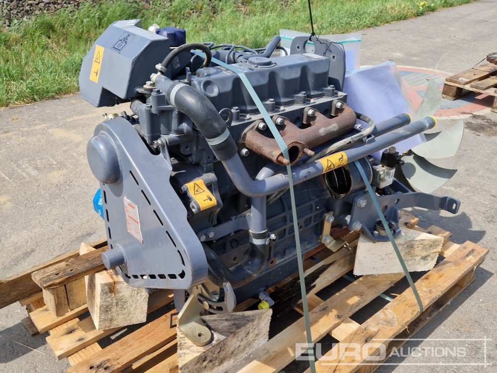 Kubota 4 Cylinder Diesel Engine - Engine: picture 1 Kubota 4 Cylinder Diesel Engine - Engine: picture 1