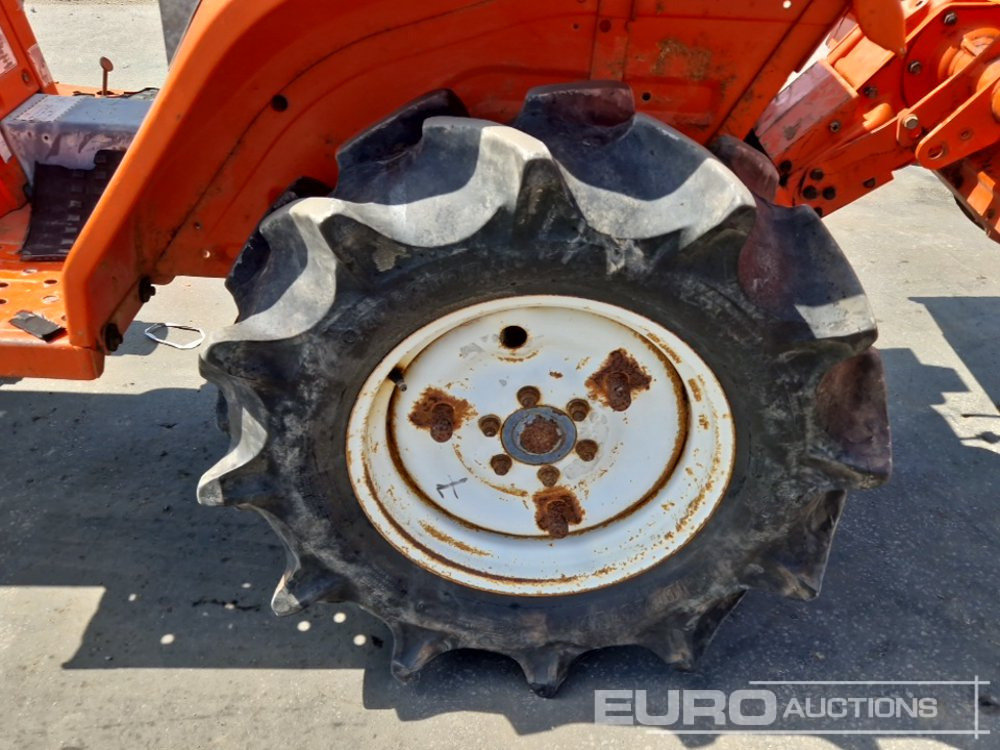 Compact tractor Kubota B40: picture 10 Compact tractor Kubota B40: picture 10