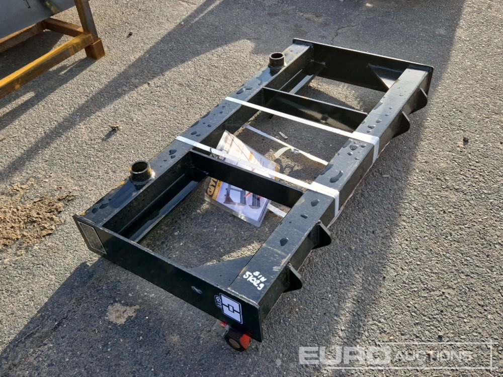 Unused 2025 GIYI Bale Fork to suit Skidsteer Loader - Material handling equipment: picture 4 Unused 2025 GIYI Bale Fork to suit Skidsteer Loader - Material handling equipment: picture 4