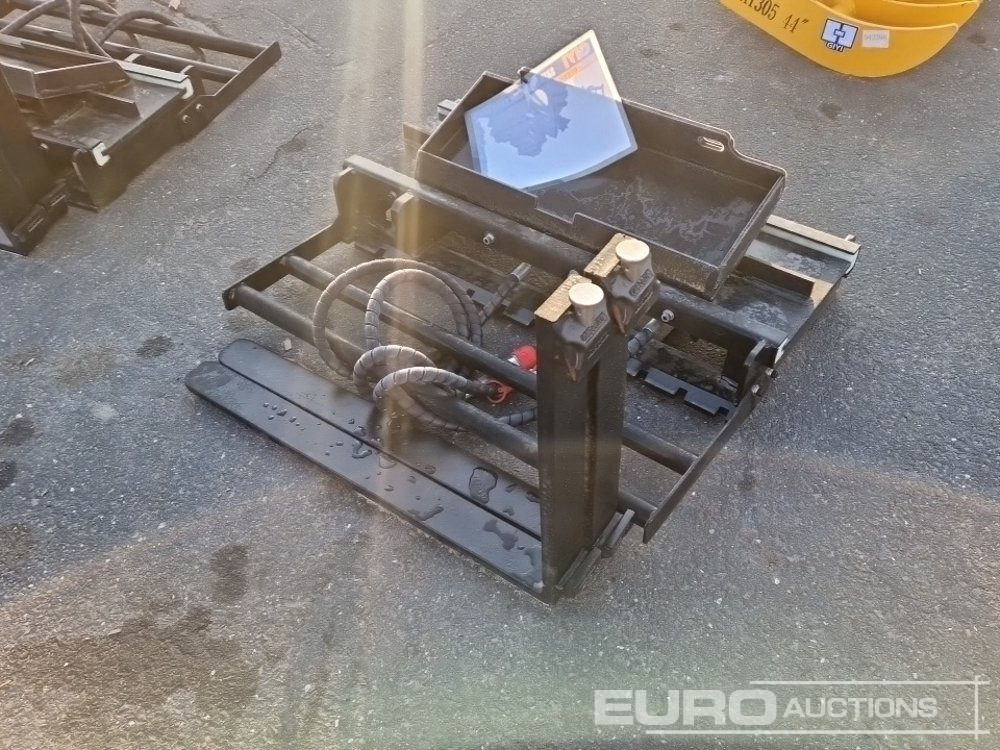 Unused 2025 GIYI Side Shift Fork to suit Skidsteer Loader - Material handling equipment: picture 4 Unused 2025 GIYI Side Shift Fork to suit Skidsteer Loader - Material handling equipment: picture 4