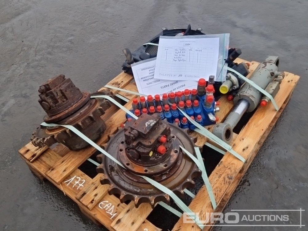 Pallet of Spare Parts to suit Volvo ECR25D - Construction equipment: picture 4 Pallet of Spare Parts to suit Volvo ECR25D - Construction equipment: picture 4