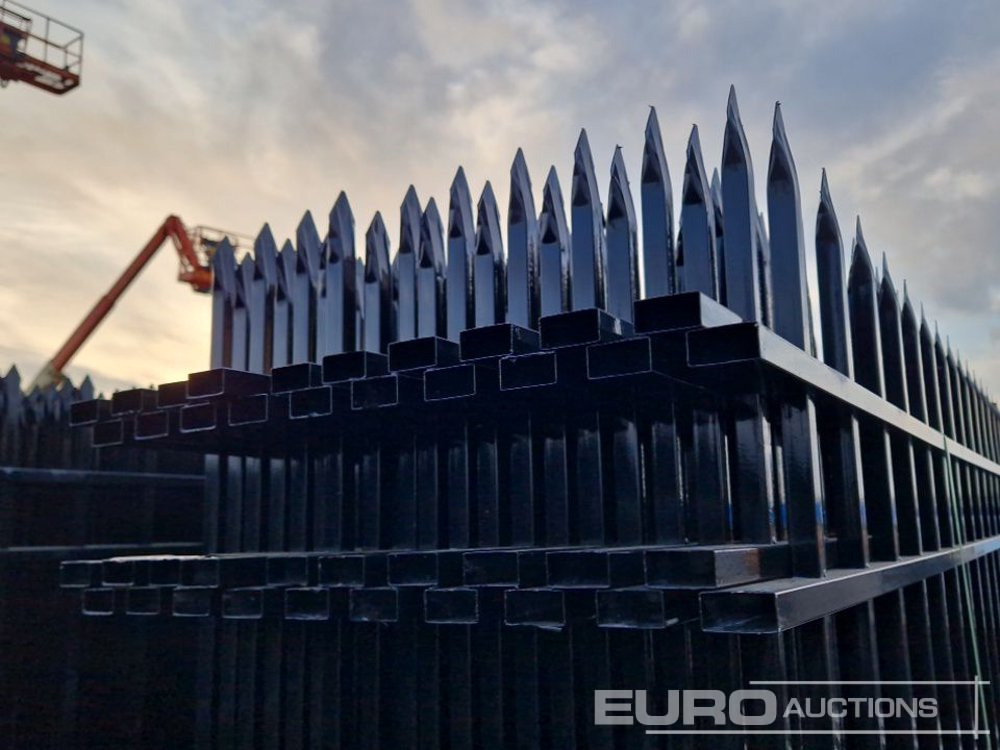 Unused 10x7' Fencing - Tool/ Equipment: picture 3 Unused 10x7' Fencing - Tool/ Equipment: picture 3