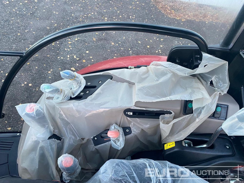 Unused 2025 CaseIH Farmhall 75A - Farm tractor: picture 4 Unused 2025 CaseIH Farmhall 75A - Farm tractor: picture 4