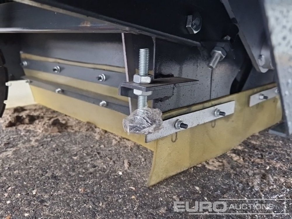 Road sweeper Unused 2025 Zvox 1260: picture 12 Road sweeper Unused 2025 Zvox 1260: picture 12