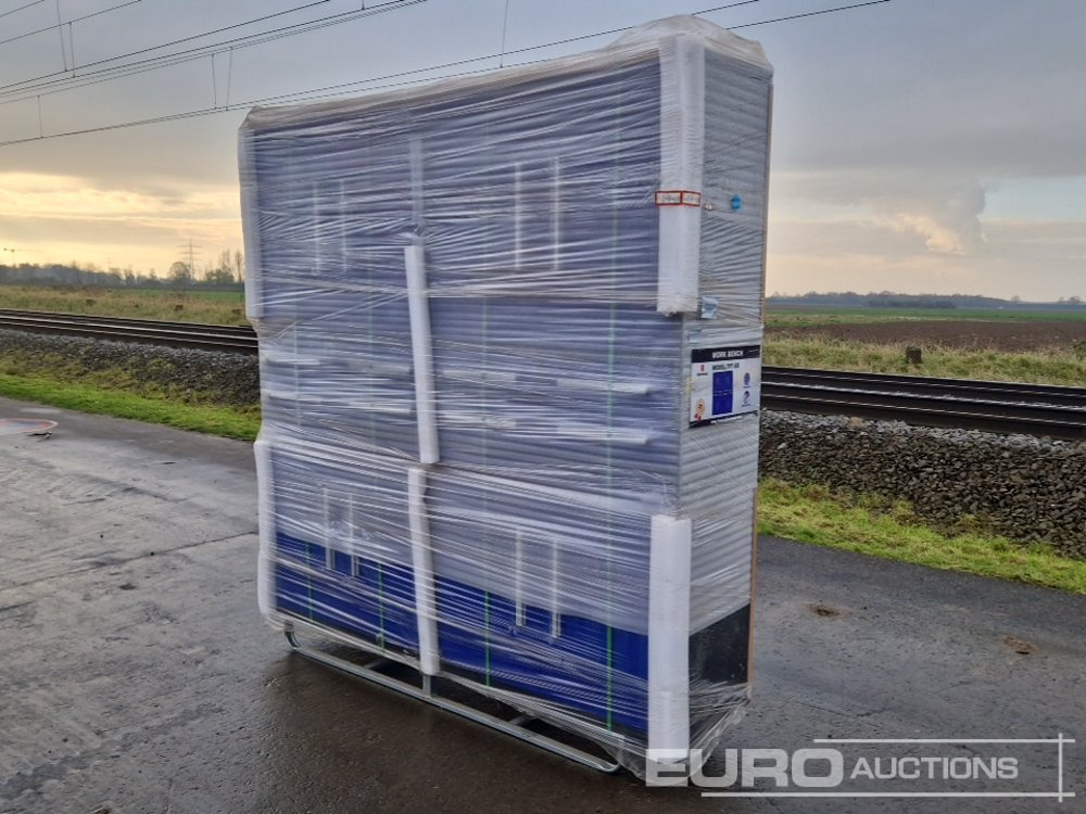 Unused 7' Work Bench, 8 Drawers, 4 Cabinets - Workshop equipment: picture 1 Unused 7' Work Bench, 8 Drawers, 4 Cabinets - Workshop equipment: picture 1