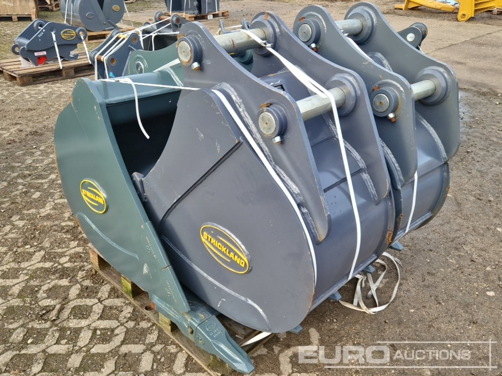 Unused Strickland 48", 24", 18" Bucket Set, 65mm Pin to suit Hitachi ZX130 (3 of) - Bucket: picture 4 Unused Strickland 48", 24", 18" Bucket Set, 65mm Pin to suit Hitachi ZX130 (3 of) - Bucket: picture 4