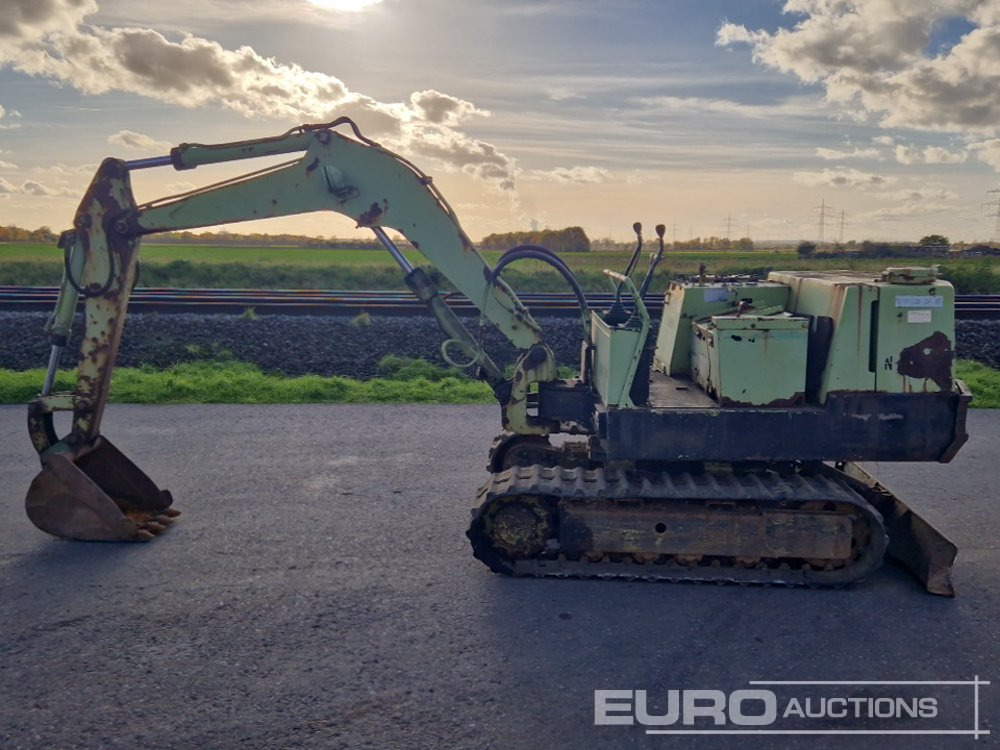 Yanmar Rubber Tracks, Blade, Offset, Bucket - Crawler excavator: picture 2 Yanmar Rubber Tracks, Blade, Offset, Bucket - Crawler excavator: picture 2