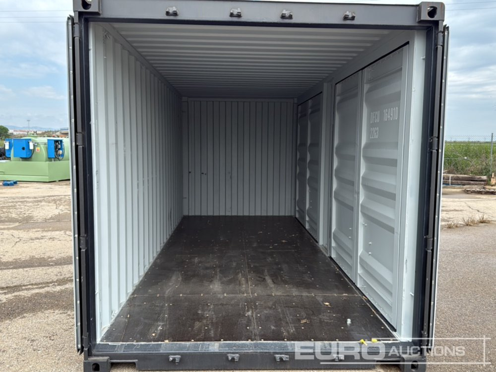 20' GP Open Sided Container, 2 Side Doors, Max gross weight: 24000 KG, Tare weight: 2430 KG, Net payload: 21570 KG, External dimensions: 6058 x 2438 x 2591 mm, Forklift Pockets / Contenedor - Shipping container: picture 5 20' GP Open Sided Container, 2 Side Doors, Max gross weight: 24000 KG, Tare weight: 2430 KG, Net payload: 21570 KG, External dimensions: 6058 x 2438 x 2591 mm, Forklift Pockets / Contenedor - Shipping container: picture 5