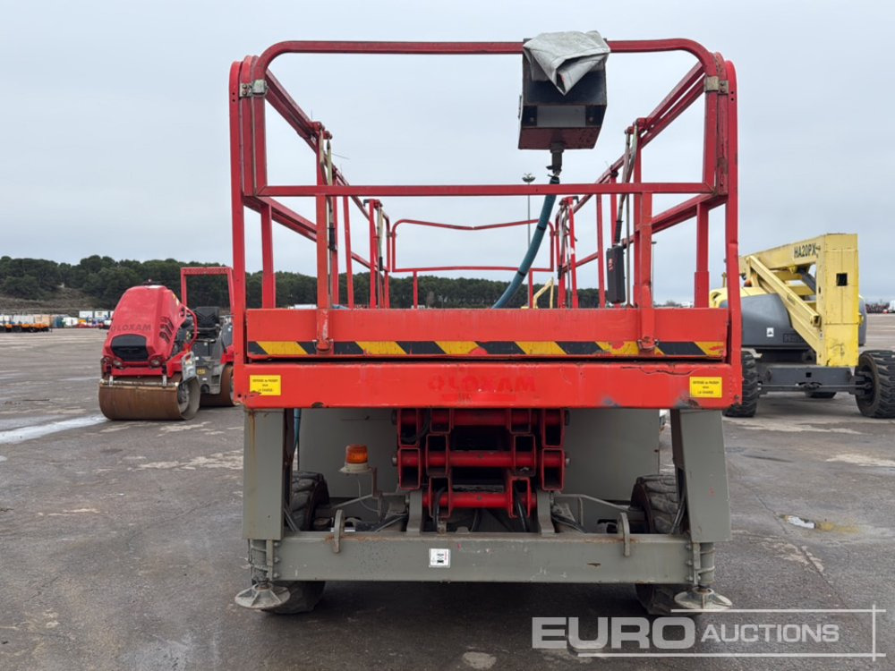 2009 Haulotte H12SXL - Aerial platform: picture 4 2009 Haulotte H12SXL - Aerial platform: picture 4