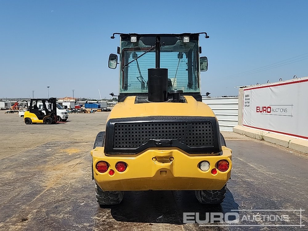 2010 CAT 908H - Wheel loader: picture 4 2010 CAT 908H - Wheel loader: picture 4