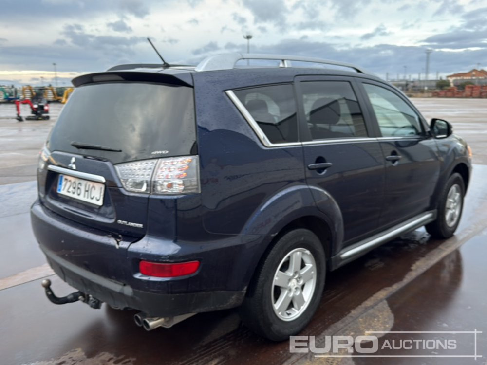 2011 Mitsubishi Outlander - SUV: picture 5 2011 Mitsubishi Outlander - SUV: picture 5