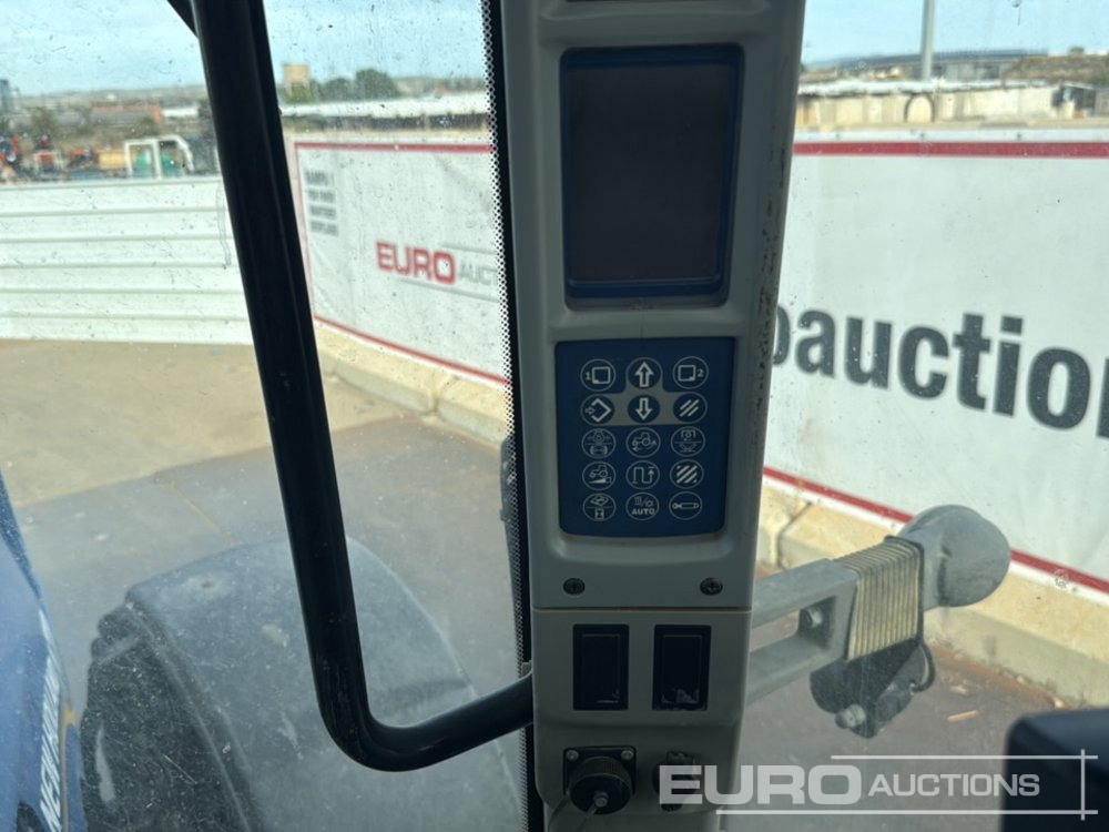 Farm tractor 2011 New Holland T8.360: picture 25