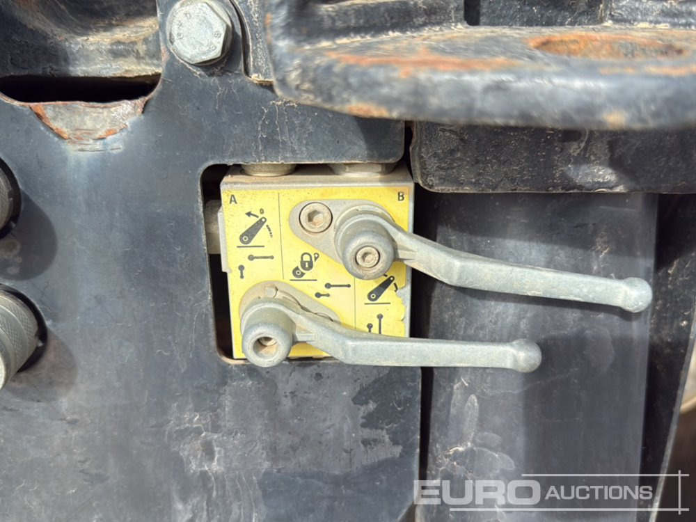 Farm tractor 2011 New Holland T8.360: picture 37
