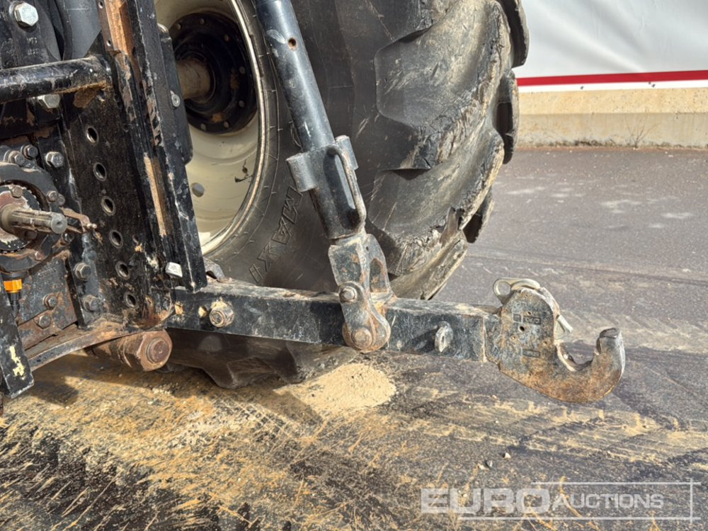 Farm tractor 2011 New Holland T8.360: picture 34