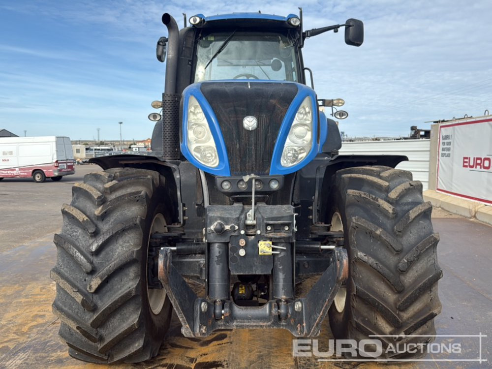 Farm tractor 2011 New Holland T8.360: picture 8