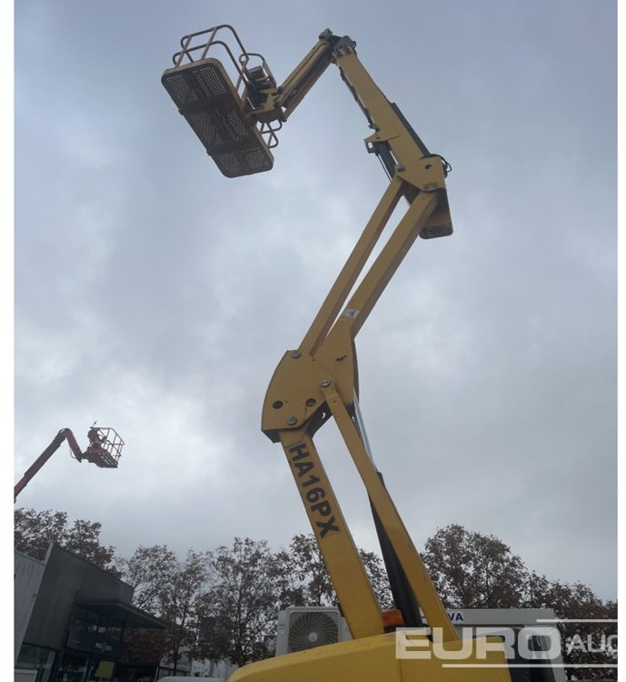 2012 Haulotte HA16PX - Aerial platform: picture 2 2012 Haulotte HA16PX - Aerial platform: picture 2