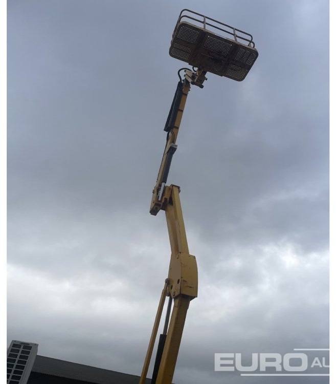 2012 Haulotte HA16PX - Aerial platform: picture 4 2012 Haulotte HA16PX - Aerial platform: picture 4