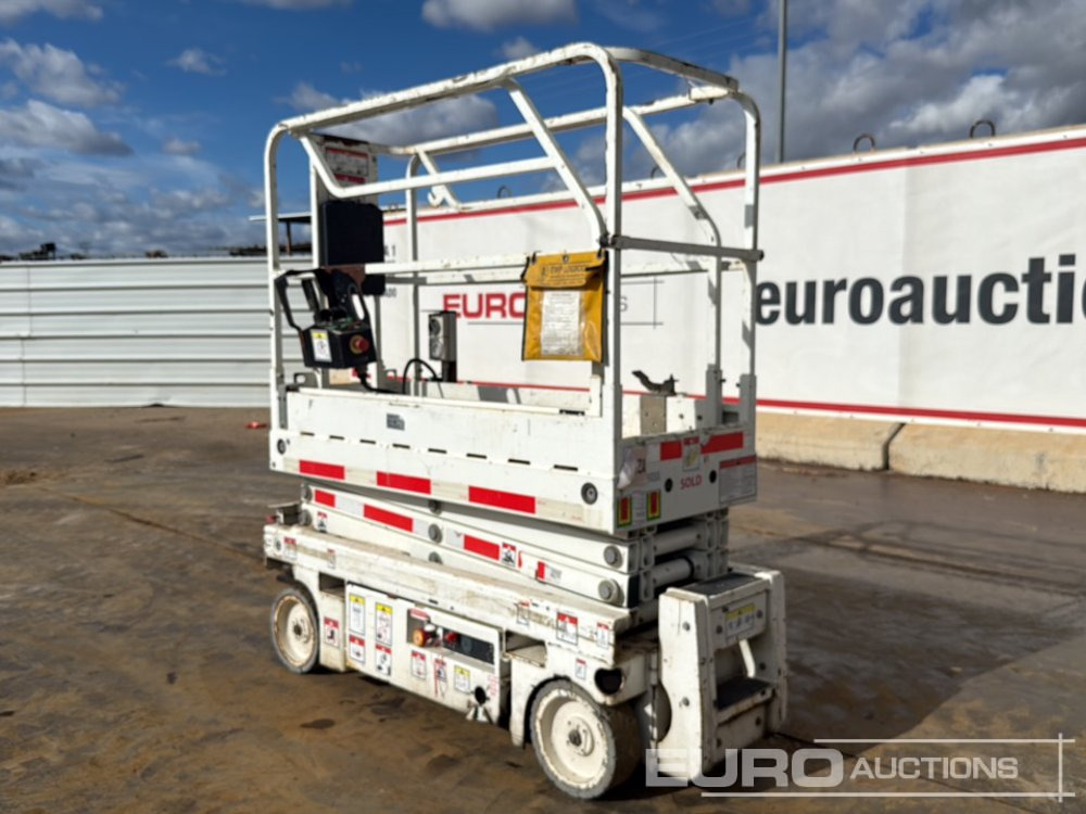 2014 Haulotte Optimum 8 - Scissor lift: picture 3 2014 Haulotte Optimum 8 - Scissor lift: picture 3