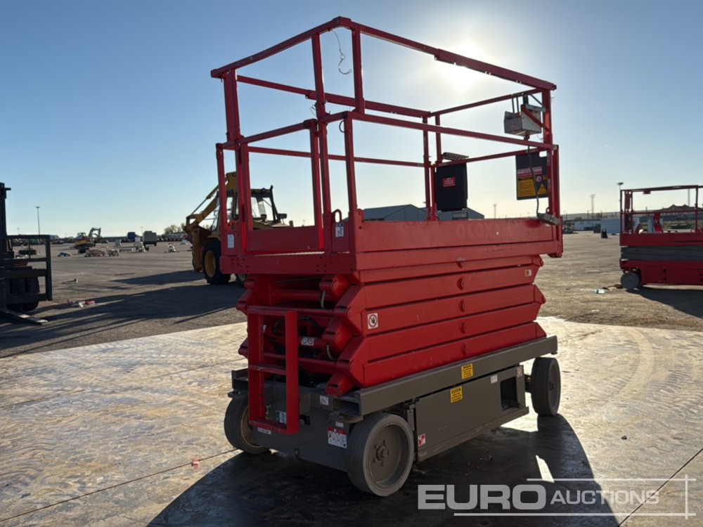 2014 SkyJack SJIII 4632 - Scissor lift: picture 5 2014 SkyJack SJIII 4632 - Scissor lift: picture 5