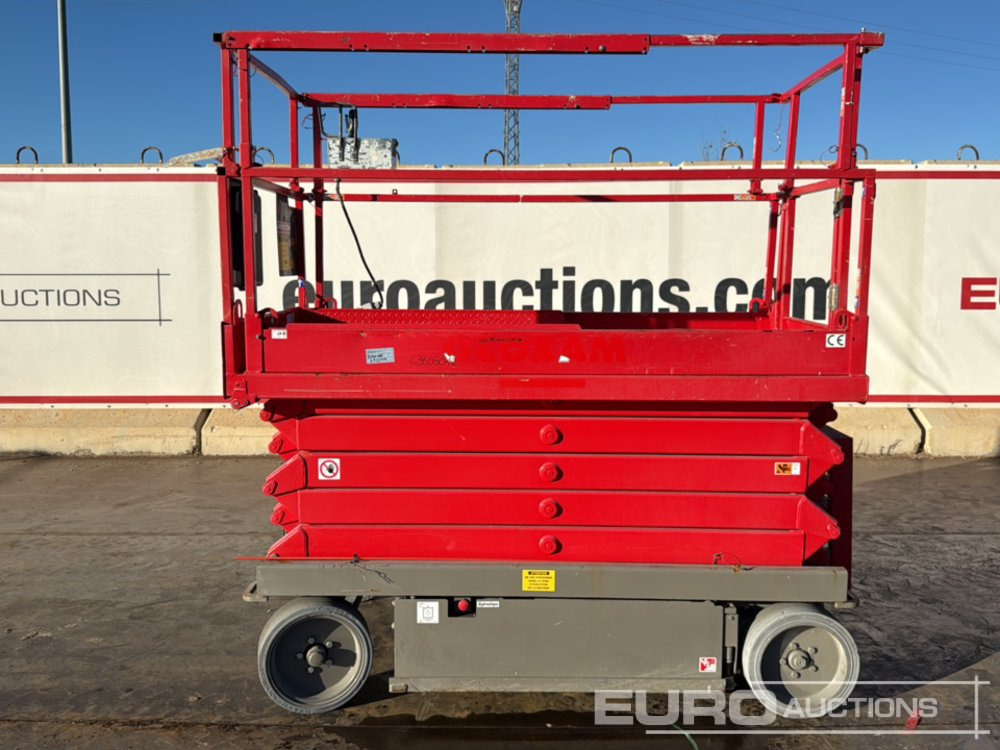 2014 SkyJack SJIII 4632 - Scissor lift: picture 2 2014 SkyJack SJIII 4632 - Scissor lift: picture 2