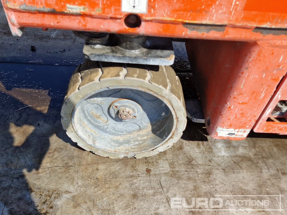 Aerial platform 2015 Snorkel S2632E: picture 10