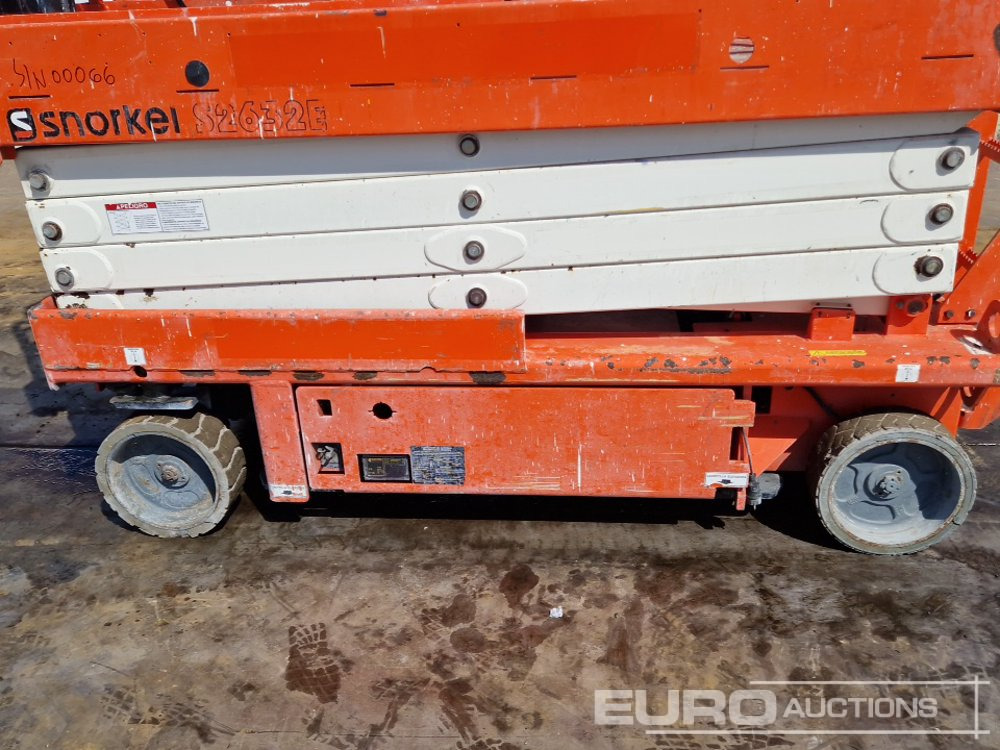 Aerial platform 2015 Snorkel S2632E: picture 16