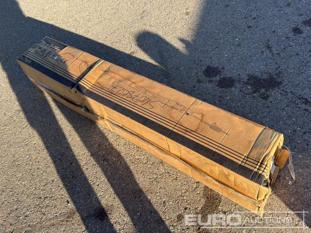 Makita sl7000 - Construction equipment: picture 3 Makita sl7000 - Construction equipment: picture 3