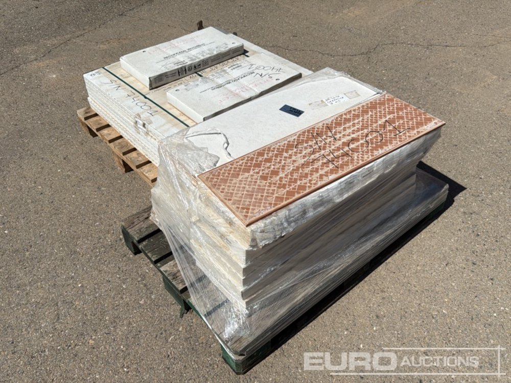 Pallet of Tiles (2 of) - Tool/ Equipment: picture 4 Pallet of Tiles (2 of) - Tool/ Equipment: picture 4