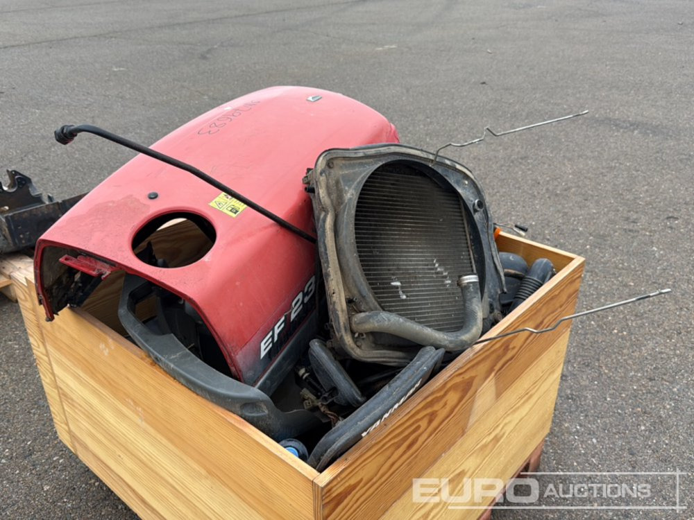 Pallet of Various YANMAR EF233 Chasis&Engine Parts - Construction equipment: picture 3 Pallet of Various YANMAR EF233 Chasis&Engine Parts - Construction equipment: picture 3