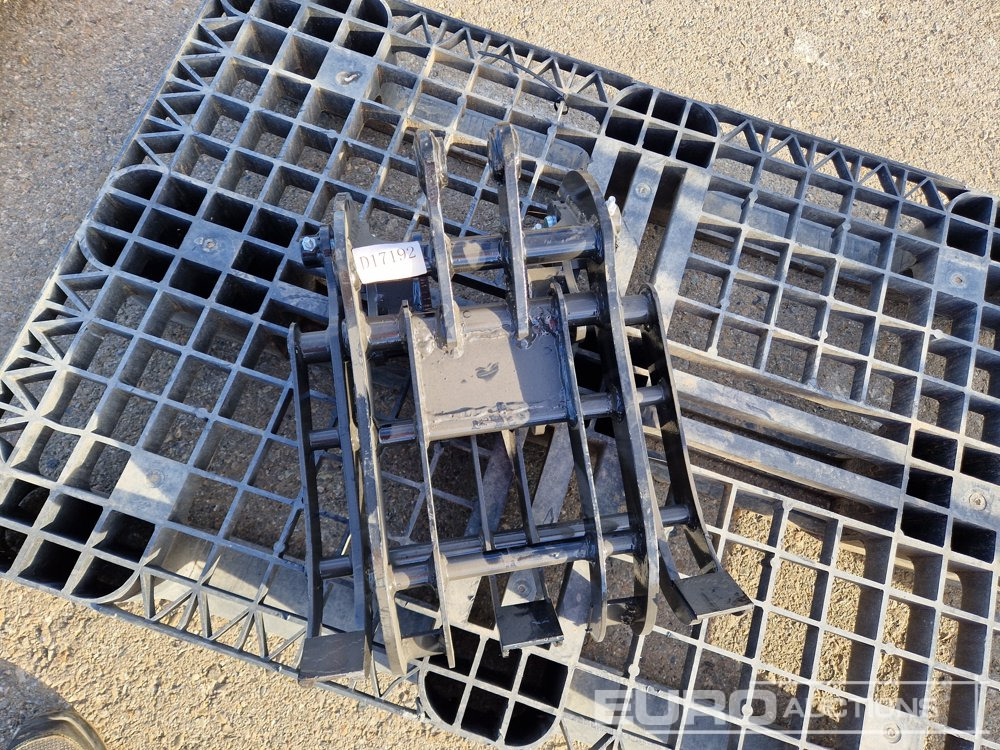 Unused 2025 Captok Grapple to suit 1-2 Excavator / Pinza Hidraúlica para Excavadora 1-2 Toneladas - Grapple: picture 5 Unused 2025 Captok Grapple to suit 1-2 Excavator / Pinza Hidraúlica para Excavadora 1-2 Toneladas - Grapple: picture 5
