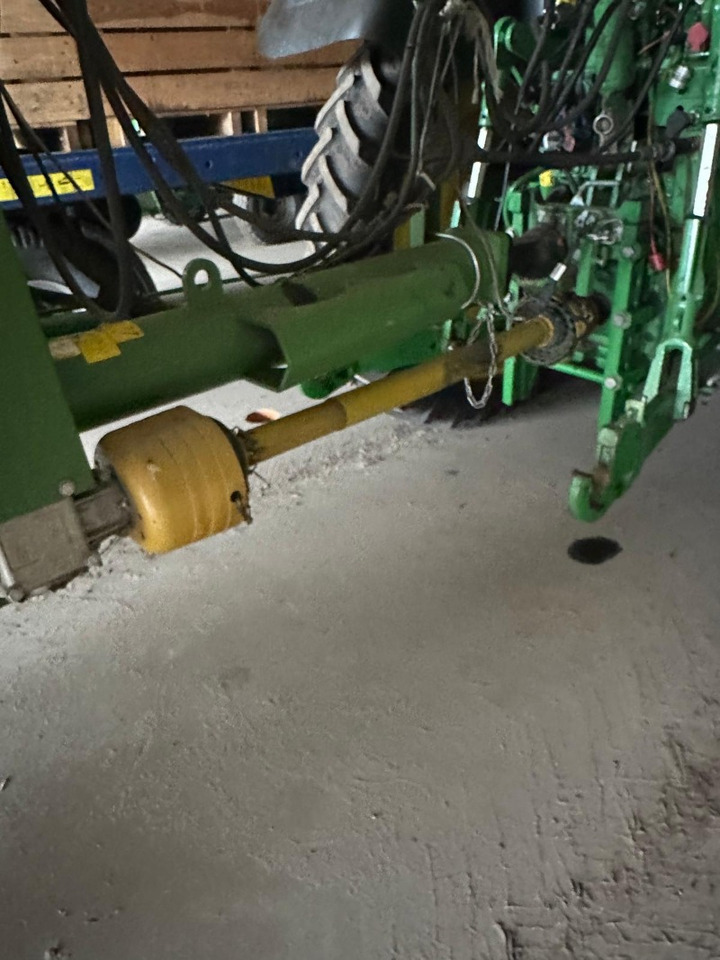 Amazone UG 3000 Super - Sprayer: picture 3 Amazone UG 3000 Super - Sprayer: picture 3