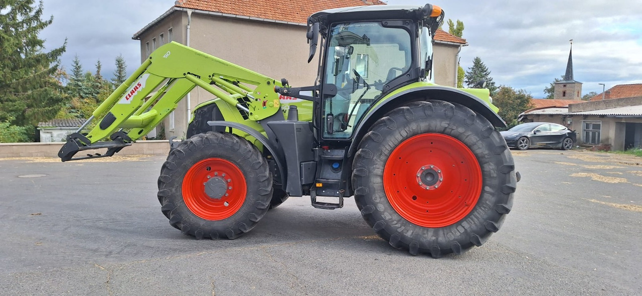 CLAAS Arion 650 - Farm tractor: picture 5 CLAAS Arion 650 - Farm tractor: picture 5