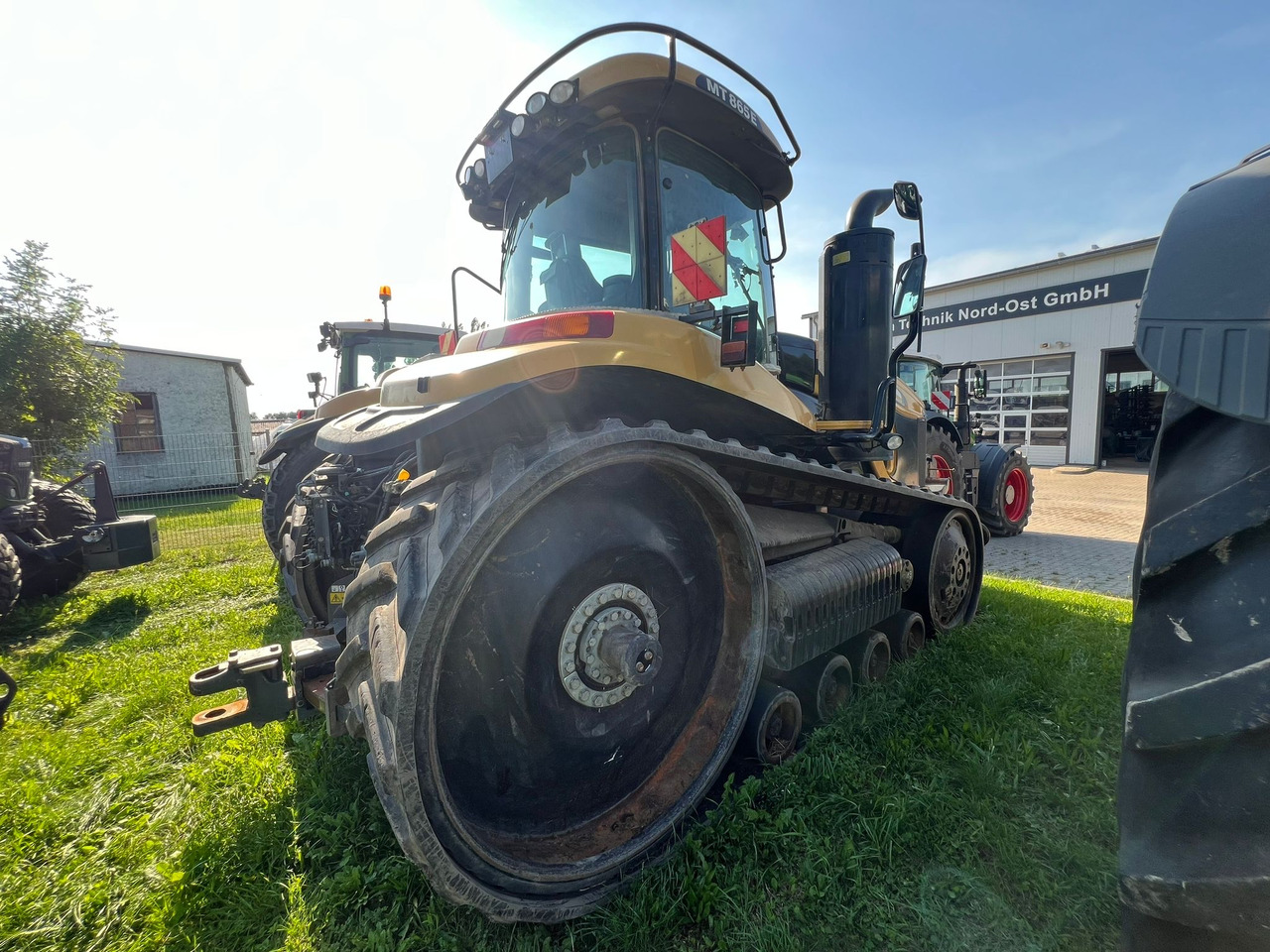 Tracked tractor Challenger MT 865: picture 8