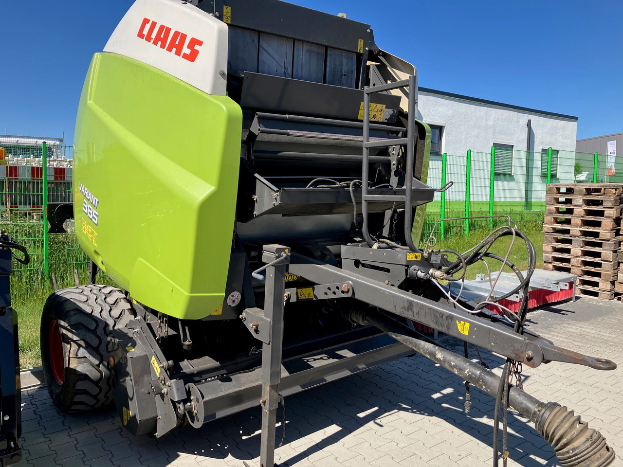 Claas 385 RC - Hay and forage equipment: picture 4 Claas 385 RC - Hay and forage equipment: picture 4