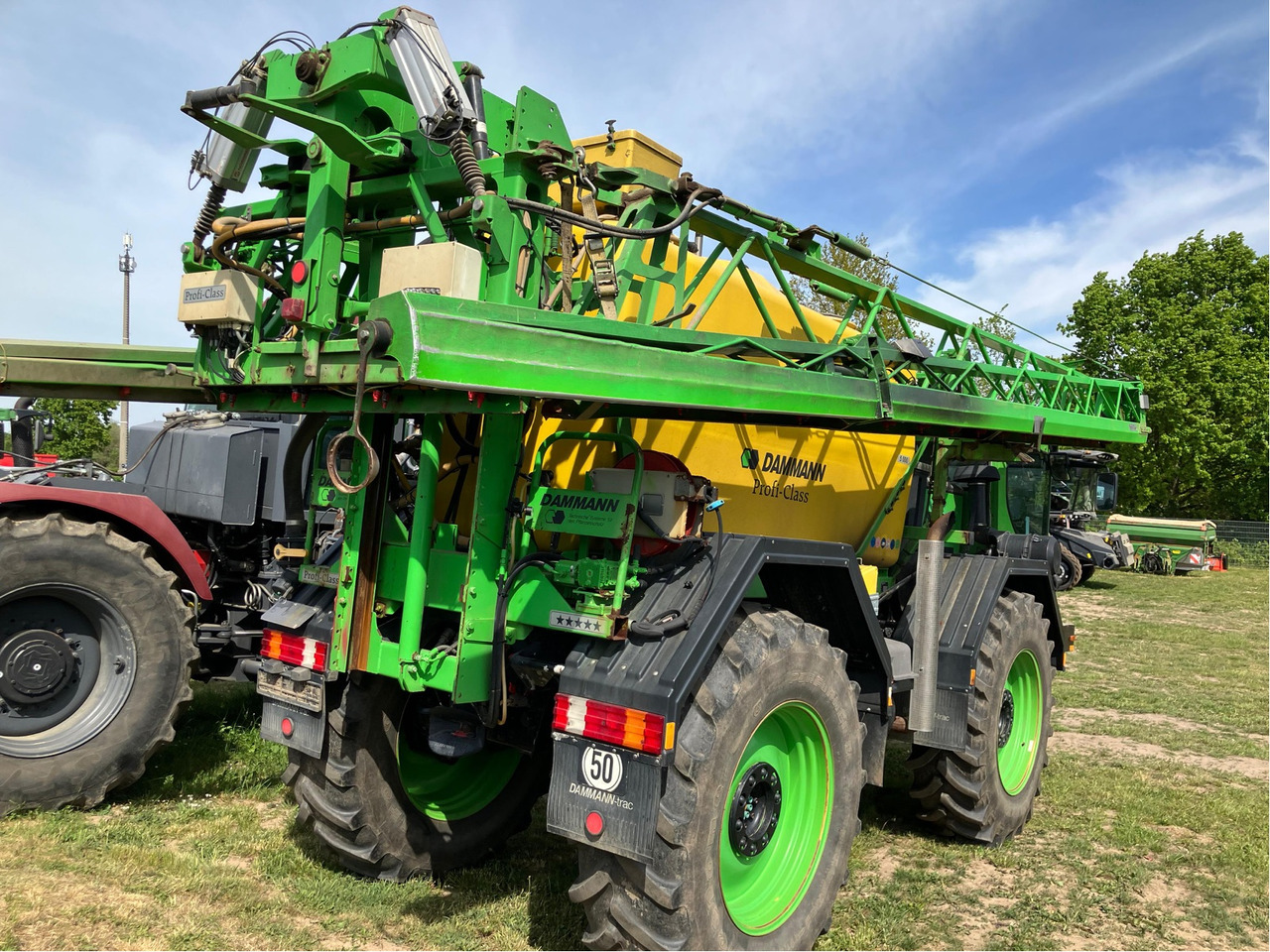 Self-propelled sprayer Dammann Damann Trac 5000: picture 6