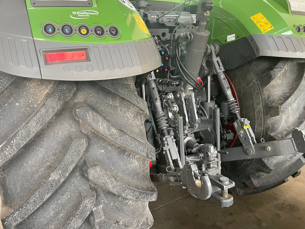 Fendt 1050 Vario Gen3 Profi Setting - Farm tractor: picture 4 Fendt 1050 Vario Gen3 Profi Setting - Farm tractor: picture 4