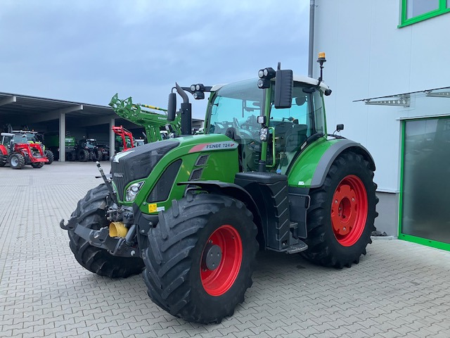 Fendt 724 Vario S4 Profi - Farm tractor: picture 1 Fendt 724 Vario S4 Profi - Farm tractor: picture 1