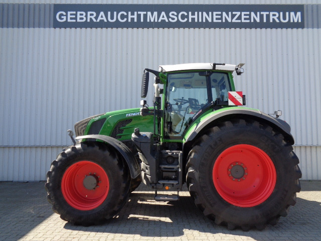 Fendt 824 Vario S4 ProfiPlus - Farm tractor: picture 1 Fendt 824 Vario S4 ProfiPlus - Farm tractor: picture 1