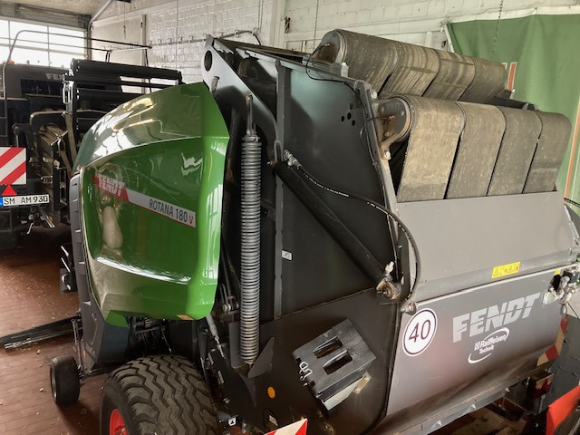 Fendt Rotana 180 V Xtra - 17 Messer - Hay and forage equipment: picture 2 Fendt Rotana 180 V Xtra - 17 Messer - Hay and forage equipment: picture 2