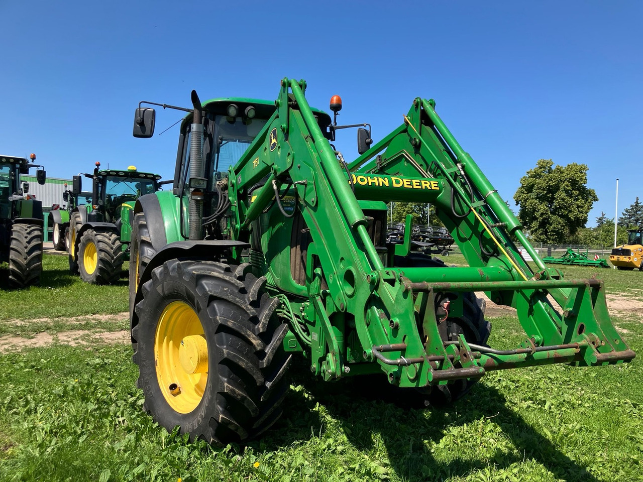 John Deere 6920S AutoPower - Farm tractor: picture 5 John Deere 6920S AutoPower - Farm tractor: picture 5