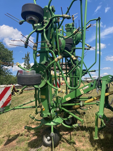 Krone KW 8.82/8 - Tedder/ Rake: picture 5 Krone KW 8.82/8 - Tedder/ Rake: picture 5