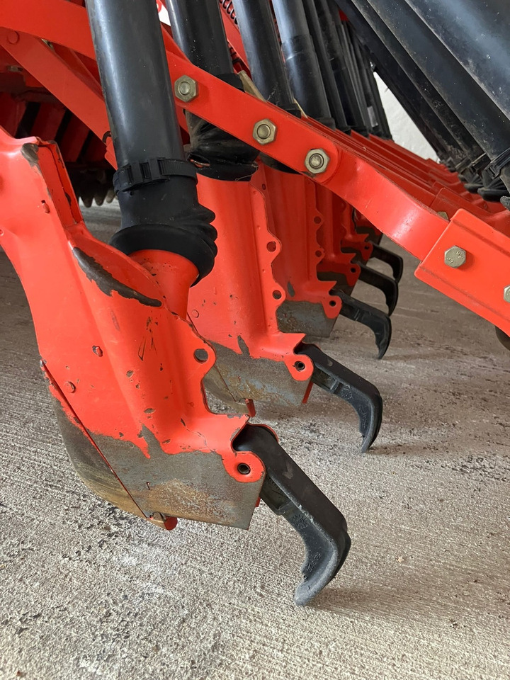 Kuhn Drillmaschinen - Seed drill: picture 5 Kuhn Drillmaschinen - Seed drill: picture 5